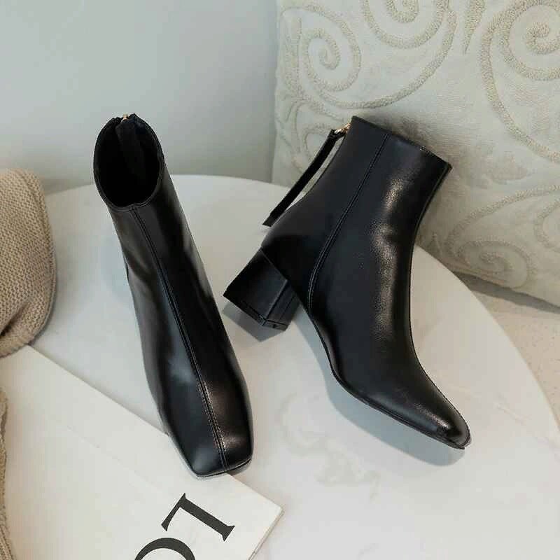 Классические ботильоны в современных трендах