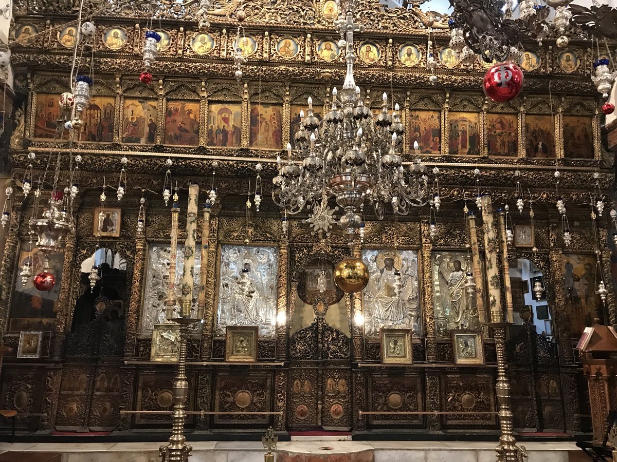 Паникадила, подаренные императорами  Александром III и Николаем II.