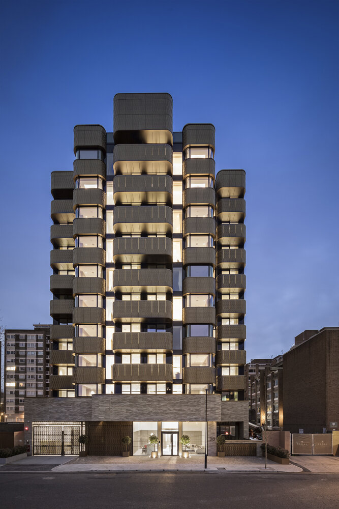 The Compton Residential Building, Великобритания