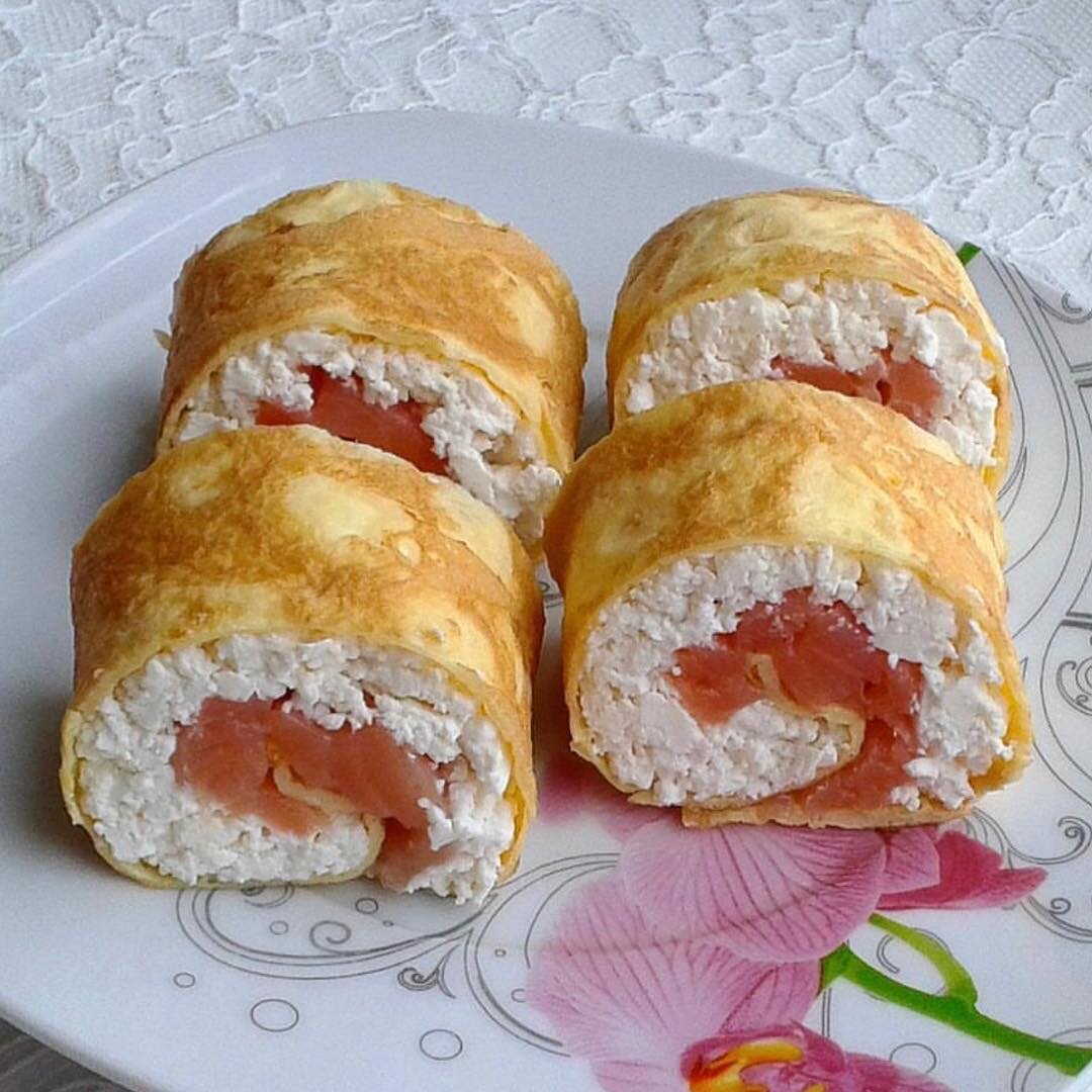 Рулет с красной рыбой