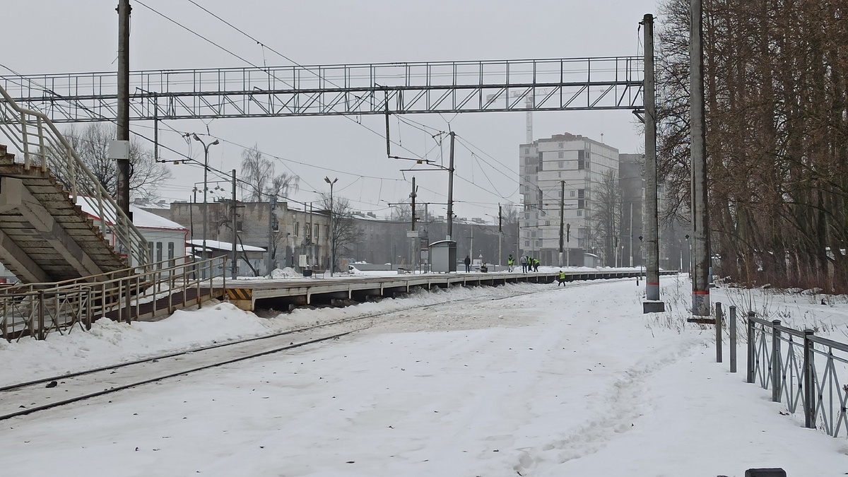 Платформа "Новая Деревня"