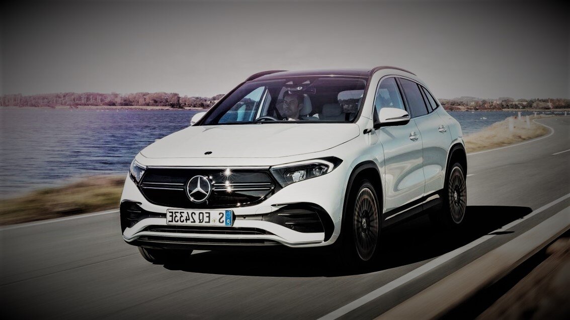 Mercedes запускает EQA весной 2021 года. Электрический внедорожник в компакт-классе стоит в прайс-листе от 47 540 евро.