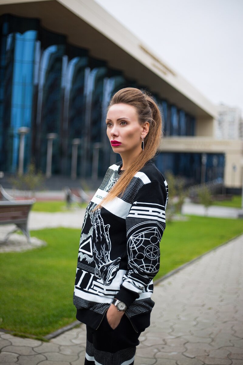На фото Елена Нероденко автор статьи и канала
