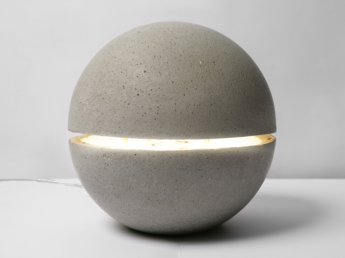 Concrete light. Бетонный шар. Светильник из бетона. Круглый бетонный светильник. Шар из бетона.