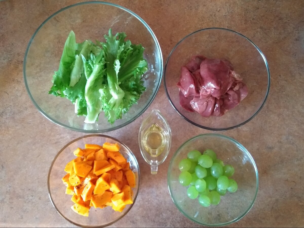 Ингредиентов хватит на две порции салата для взрослого 