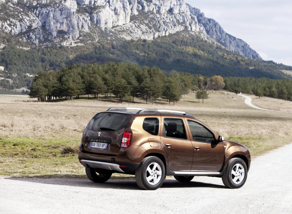 Рено дастер 1.5 дизель. Renault Duster. Дастер 2010. Dacia Duster 2021. Renault Dacia Duster