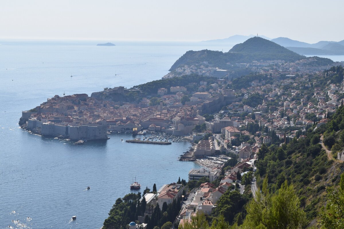 Вид с дороги на Дубровник