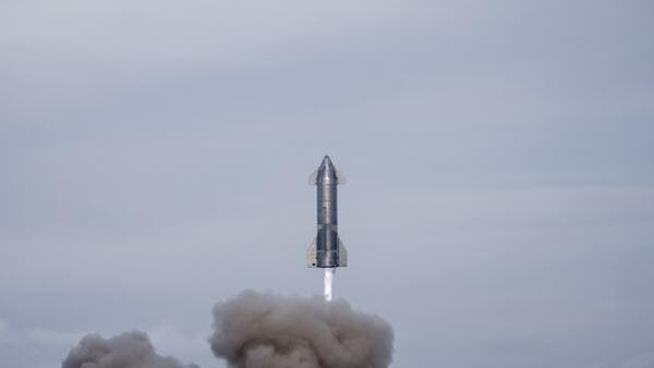Starship SN10