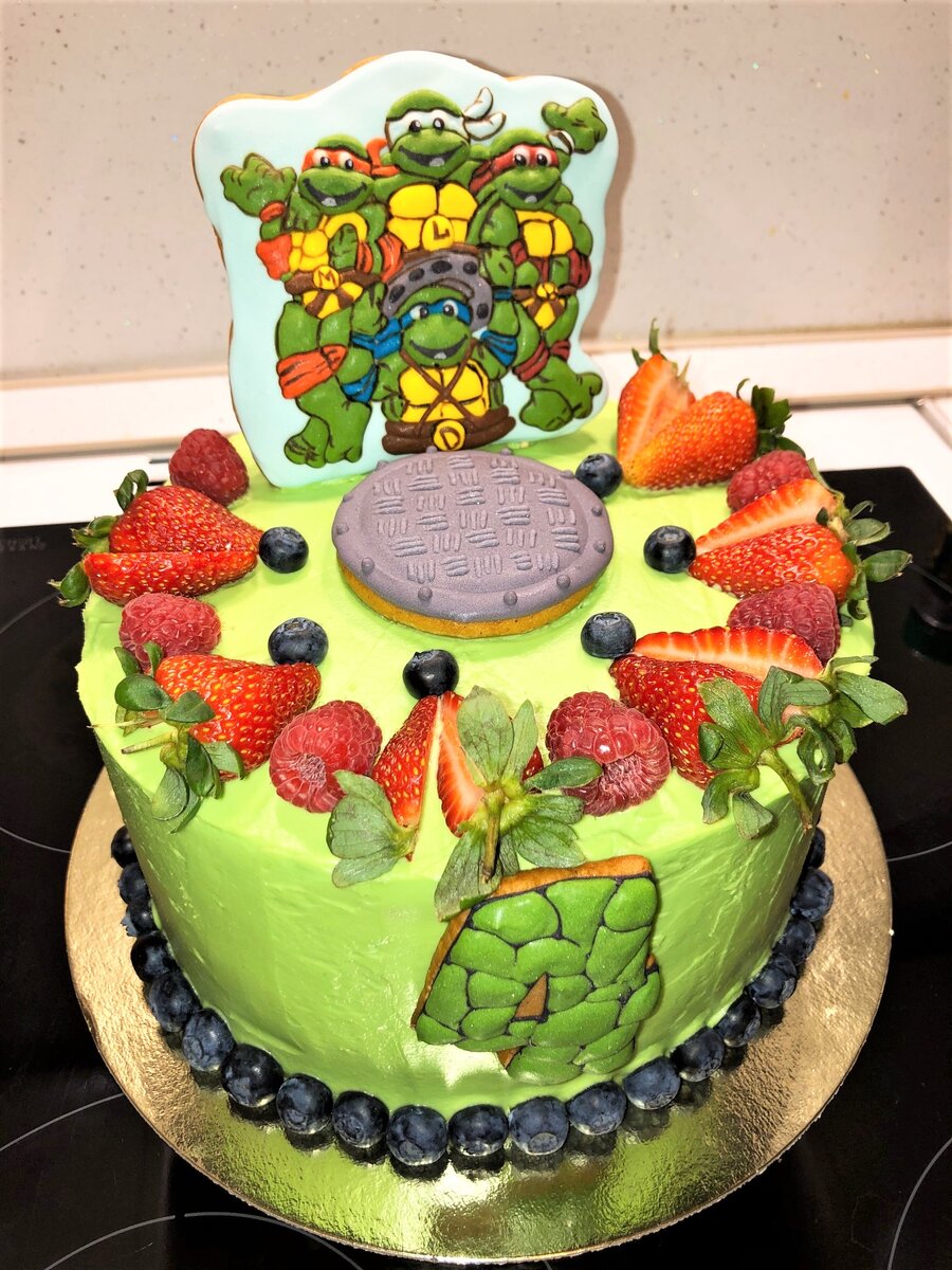 Самый первый торт, который приготовила Екатерина - для сына