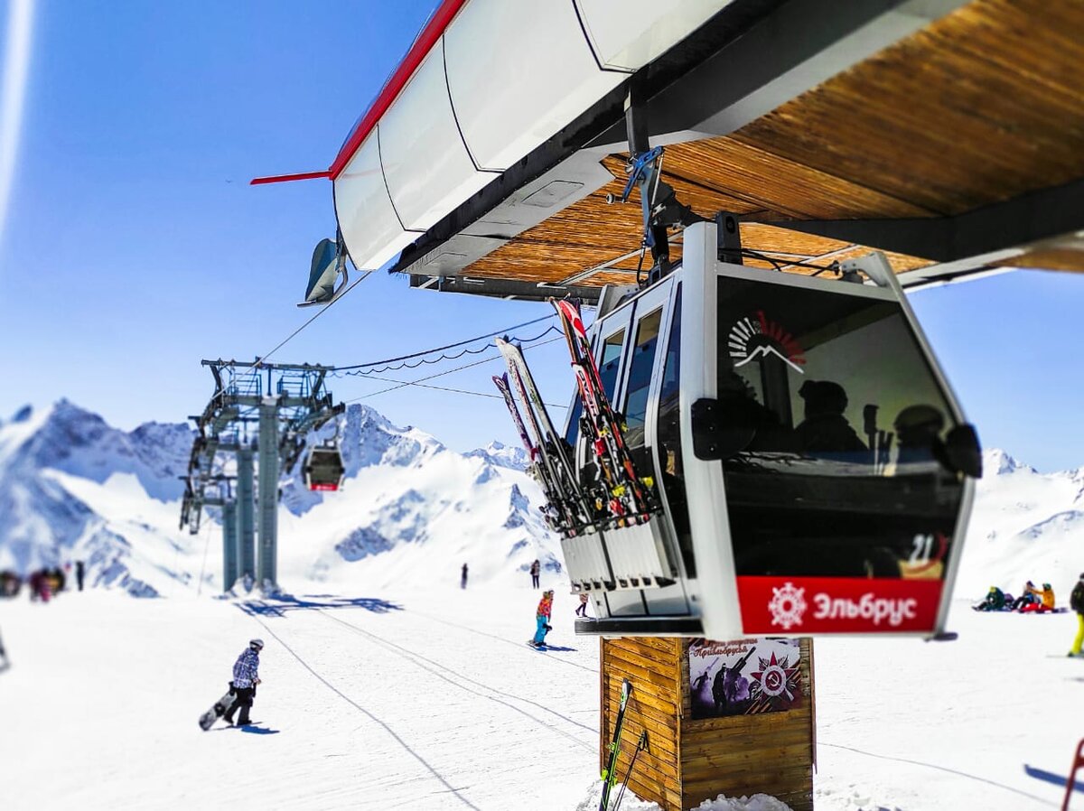 Восьмиместный гондольный подъемник (новая канатка)