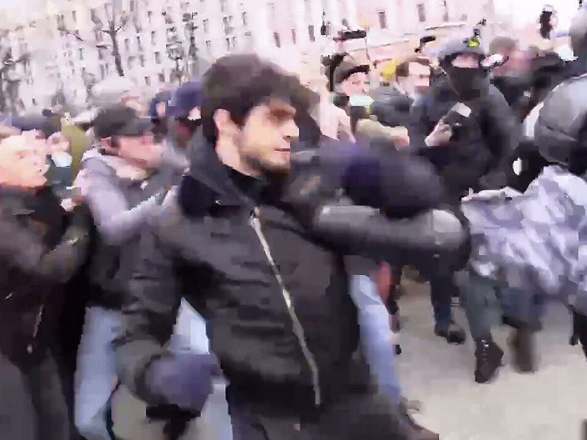 Кавказцы посадили. Джумаев саид-мухаммад. Кавказцы посадили. Кавказцы посадили на бутылку. Джумаев саид-мухаммад.