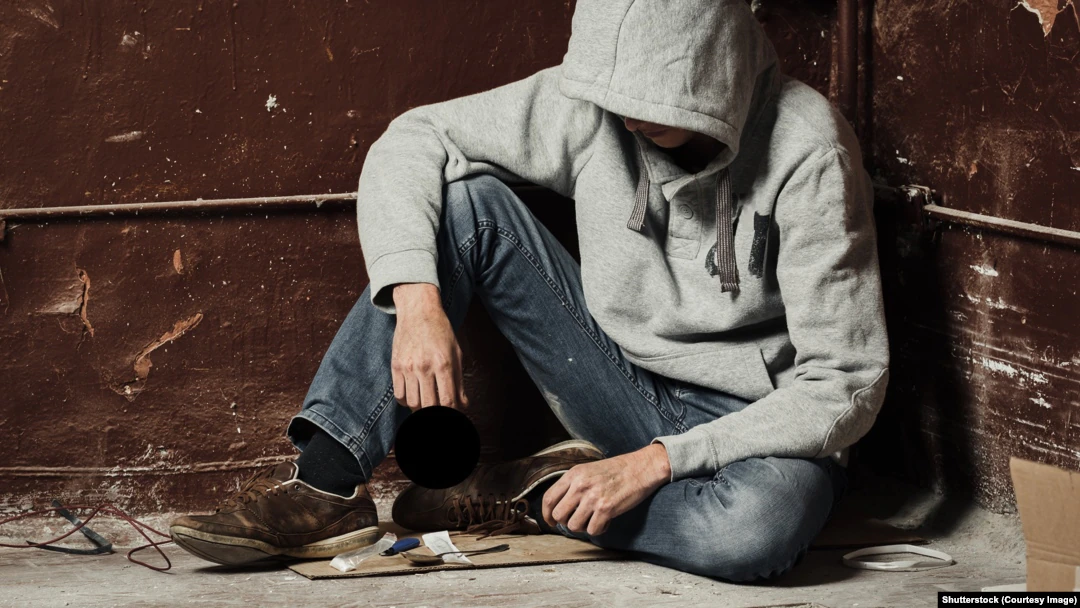 самое безобидное постановочное фото. На деле все куда страшнее и грязнее.