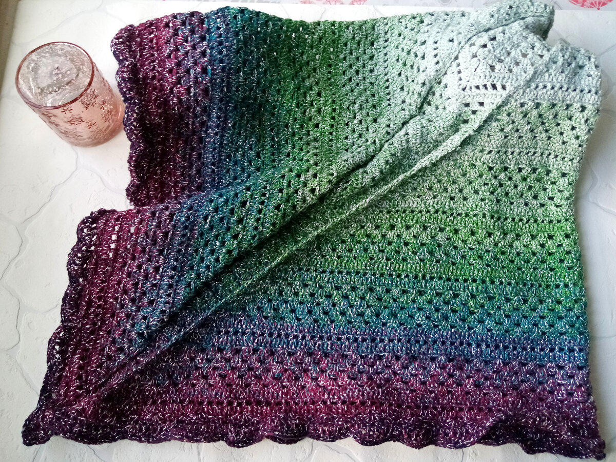 Yarn Art Flowers плюс серебристый люрекс