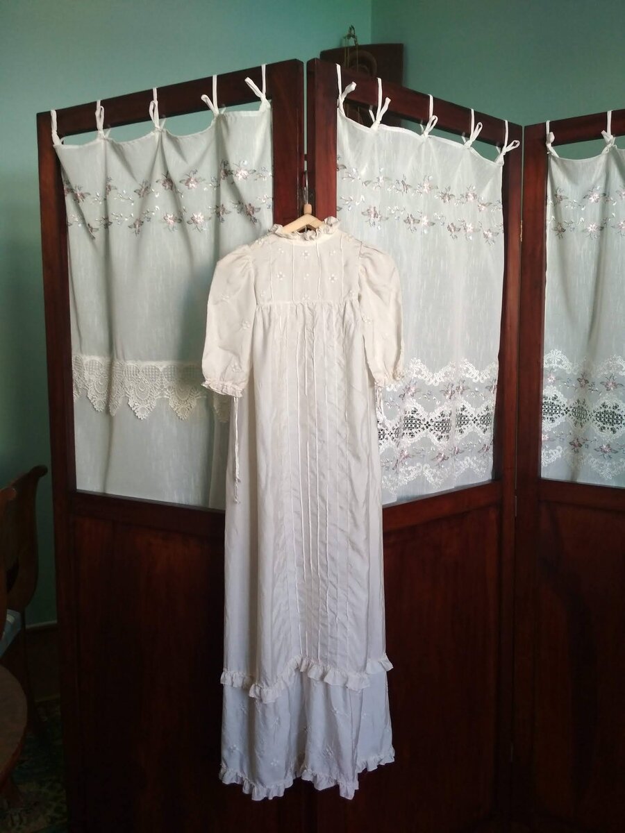 Ширма в пеленальной комнате в Доме-музее П.И.Чайковского.  Фото автора канала