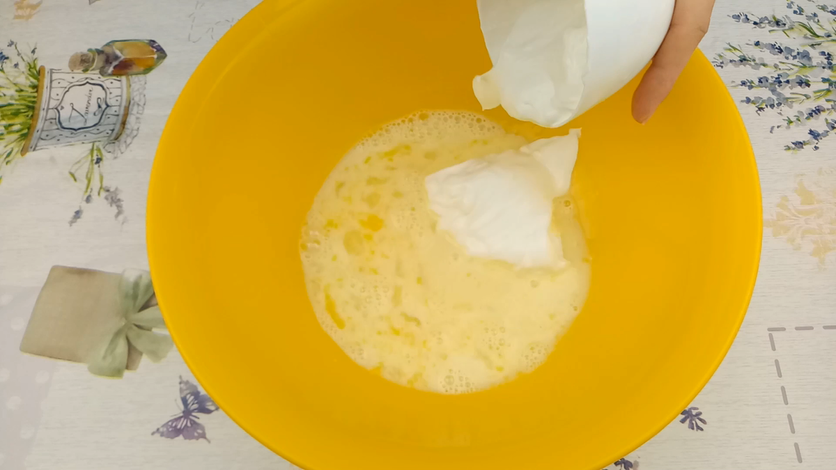 Дрожжевое тесто на молоке для пирожков в духовке