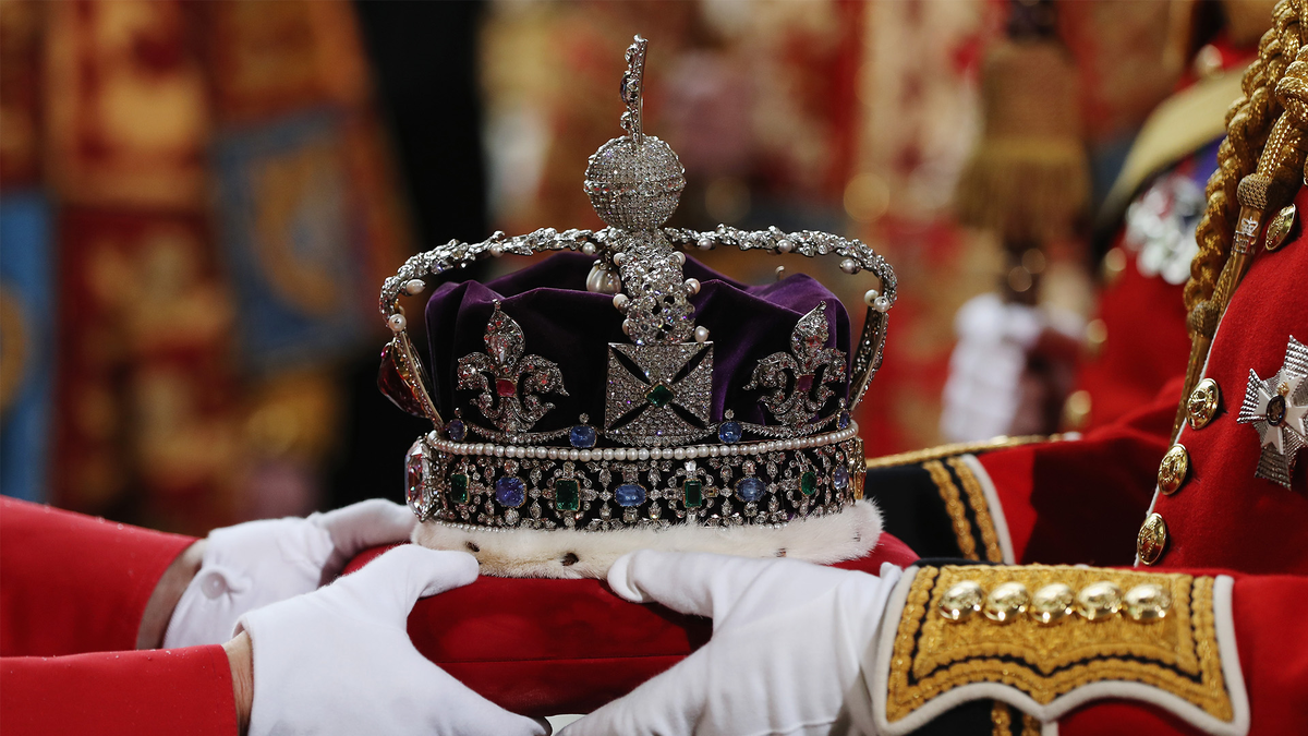 Корона Британской империи. Фотография из свободного доступа в интернете.