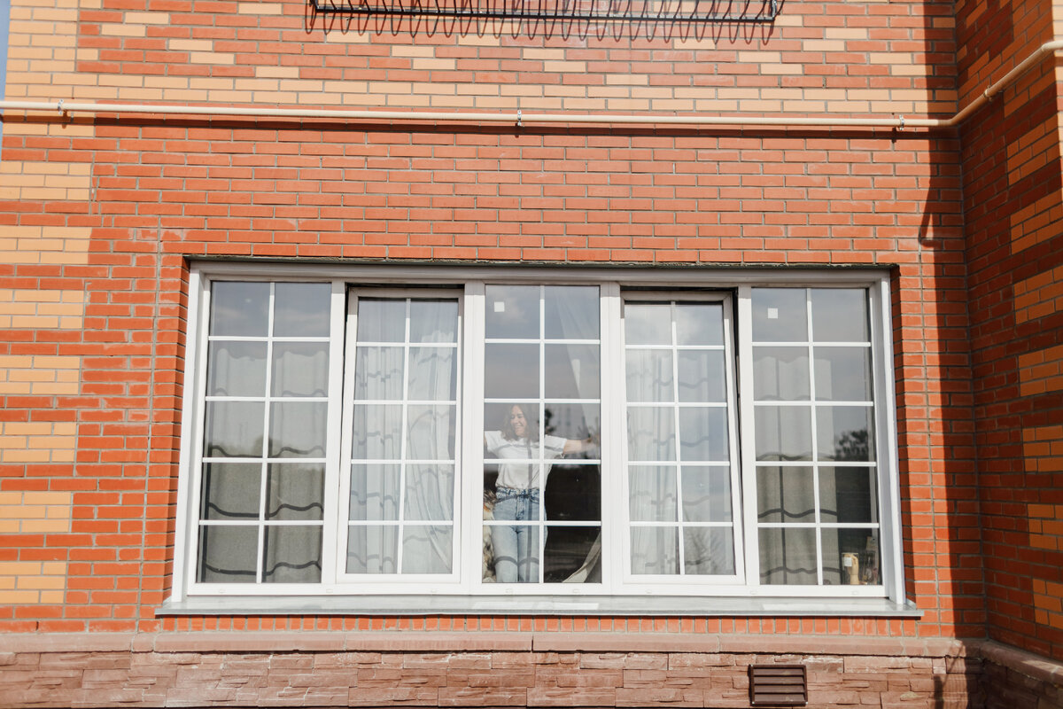 Первое фото в нашем коттедже)