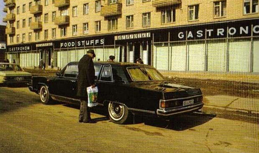В спецмагазин на спецмашине