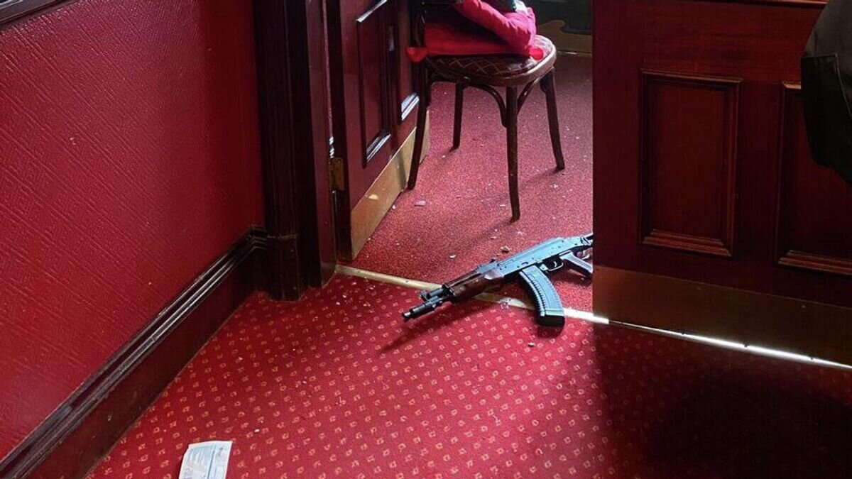    На месте стрельбы в клубе "16 тонн"© Фото : Прокуратура Москвы