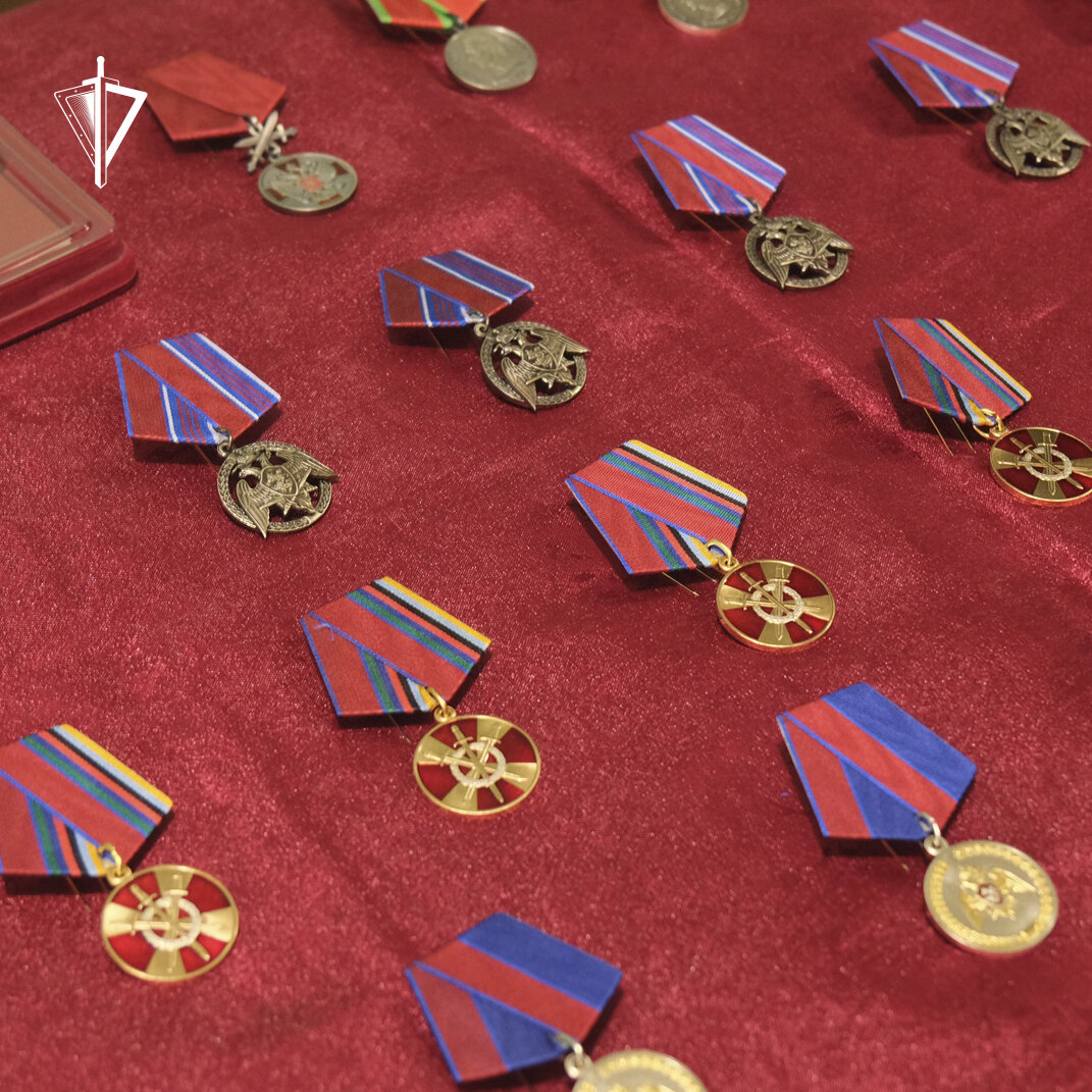 гос медали росгвардии. росгвардия гос награды. государственные награды военнослужащих. генерал росгвардии. награждение государственными наградами лнр.