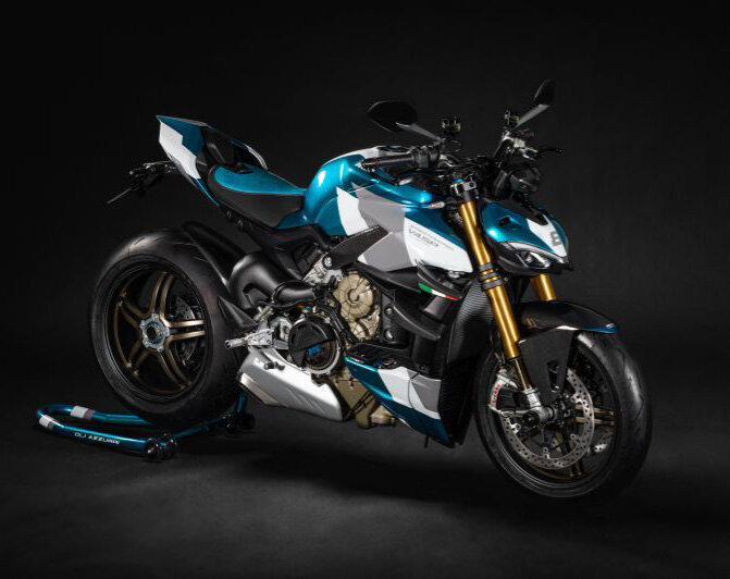 Ducati Unica StreetfighterV4