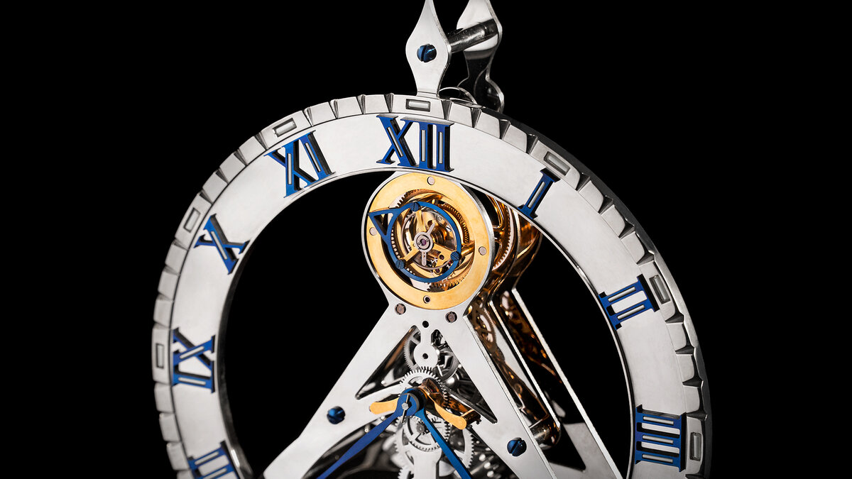 Настольные часы "Турбийон" часового завода "Молния"