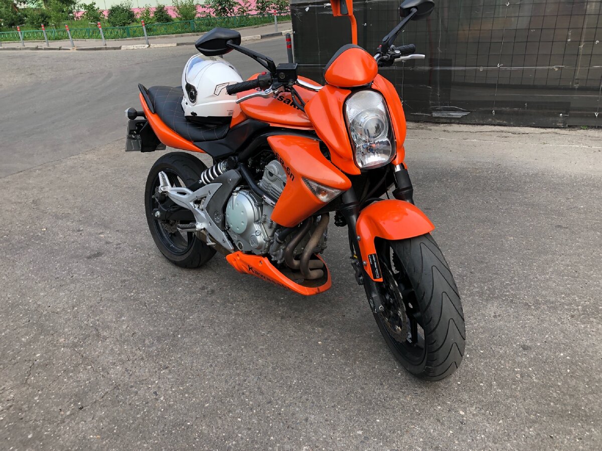 Kawasaki ER6n 2007 года 