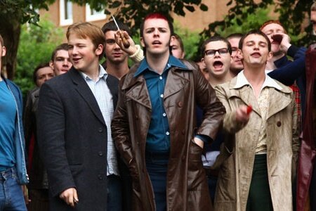 Примерно так меня встретили в коридоре училища.