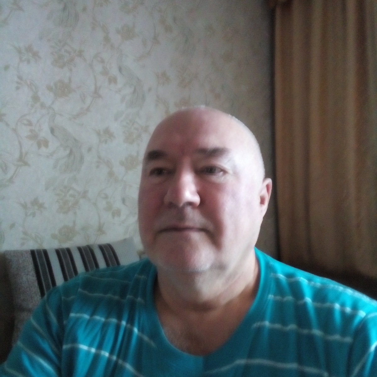 автор в Дзержинске