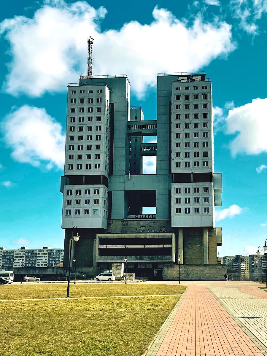 Дом Советов. Март 2021