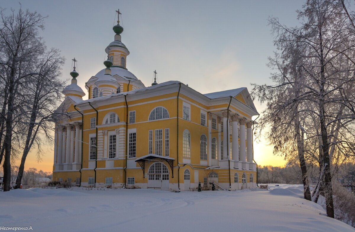 Тотемский Спасо Суморин монастырь