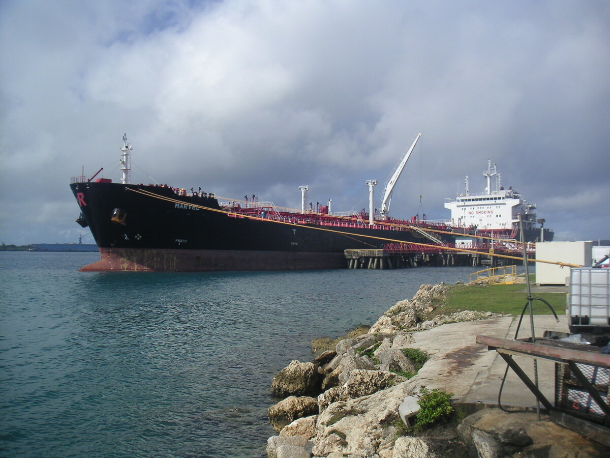 На таком судне кончено не пойти не получится, раз в 7 меньше - то что нужно.