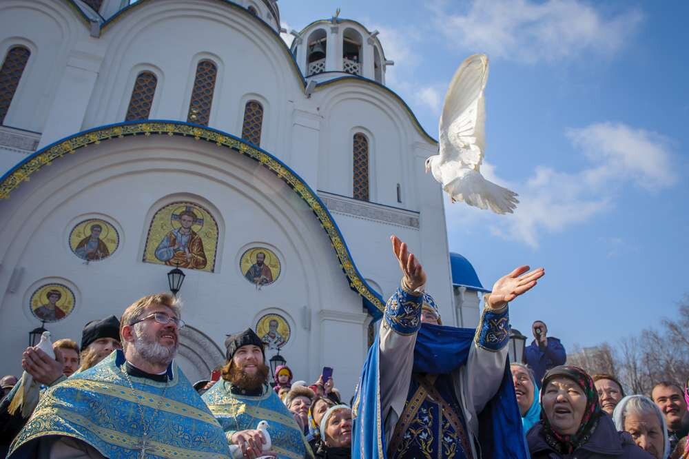 Храм богородицы благовещение. Благовещение Пресвятой Богородицы (православный праздник). С праздником Благовещения Пресвятой Богородицы. Благовещение Богородицы праздник. Православные христиане празднуют Благовещение Пресвятой Богородицы.