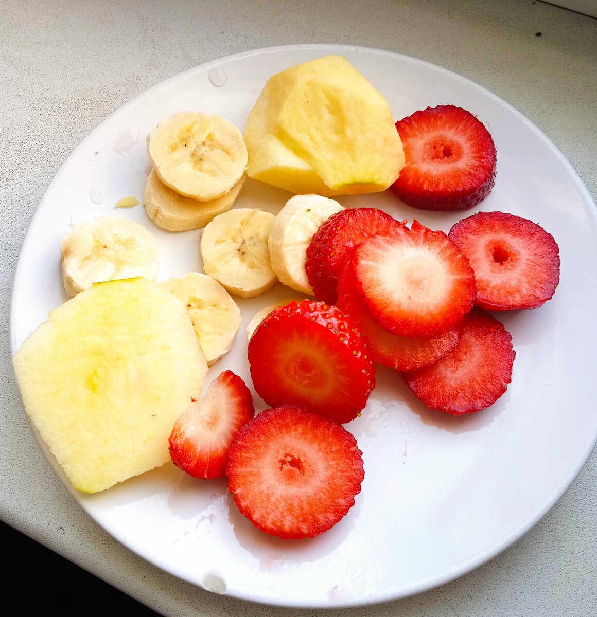 Вот такие десертные  тарелки  ребенок стал есть после приема лекарства