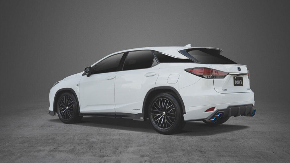 Lexus RX в. обвесе от TOM’S