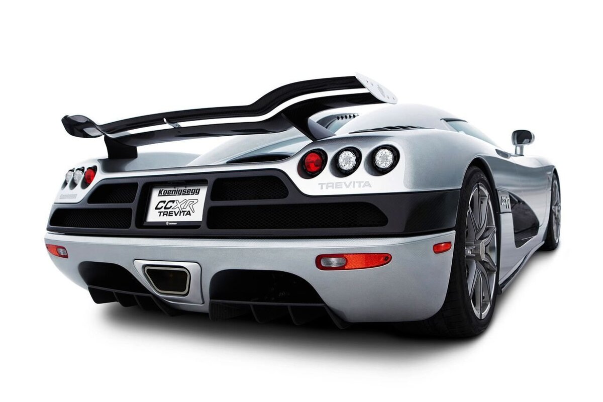 Машина Koenigsegg CCXR Trevita