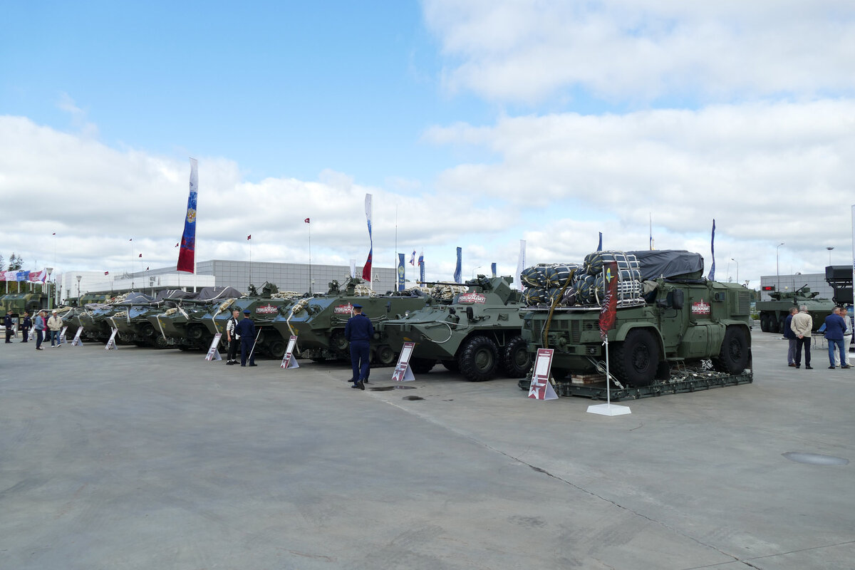 Где проходит выставка военной техники в тюмени