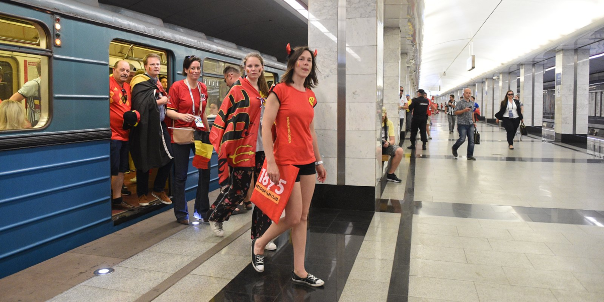 Иностранцы были поражены красотой московского метро во время чемпионата мира по футболу 2018, Источник фото: Mos.ru