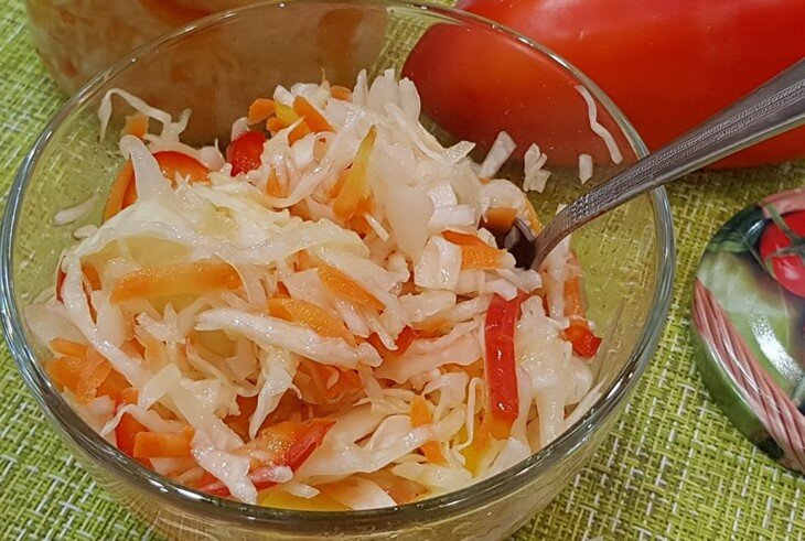 Ингредиенты для заготовки капустного салата с перцем