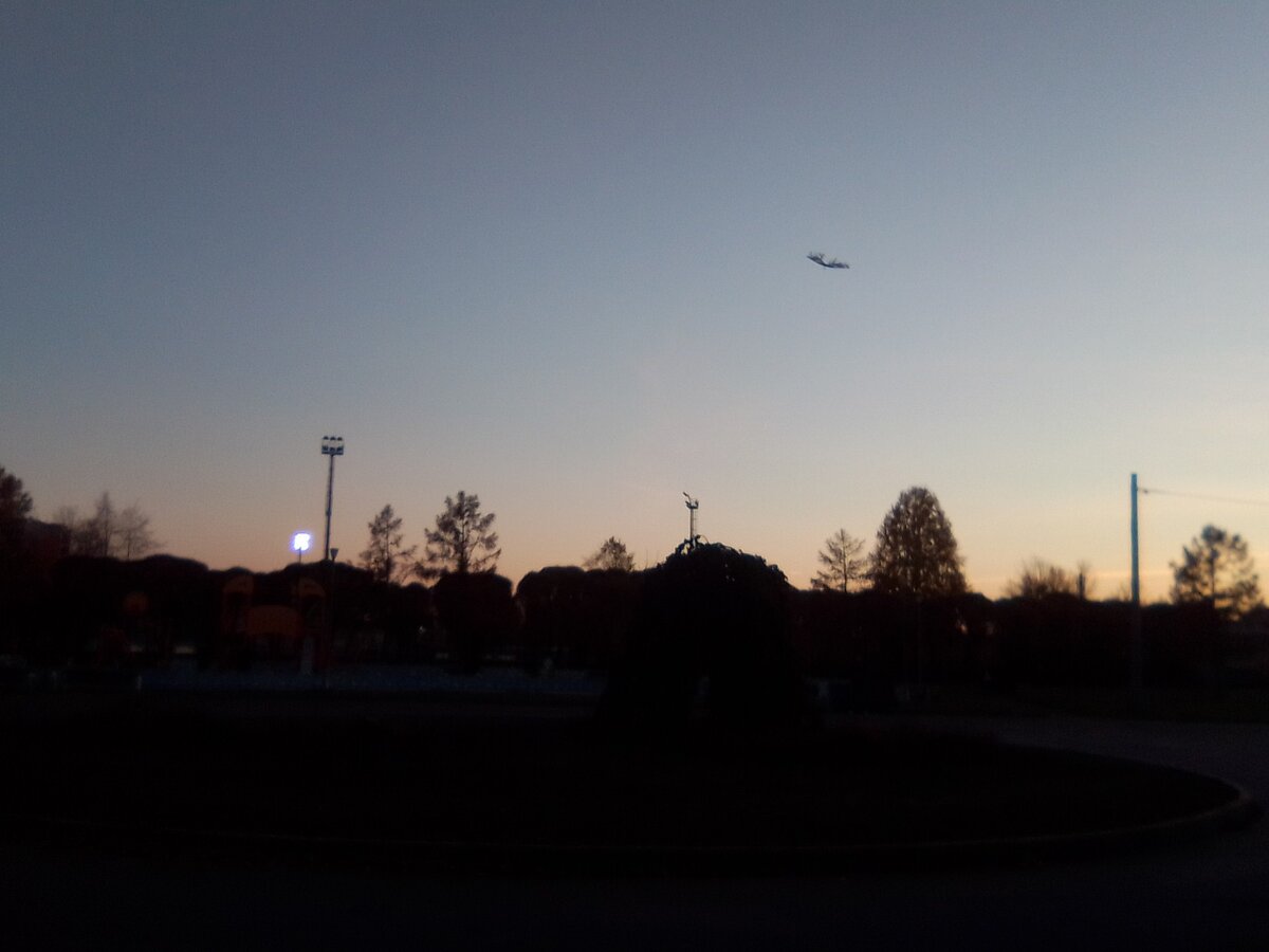 Виден только воздушный змей