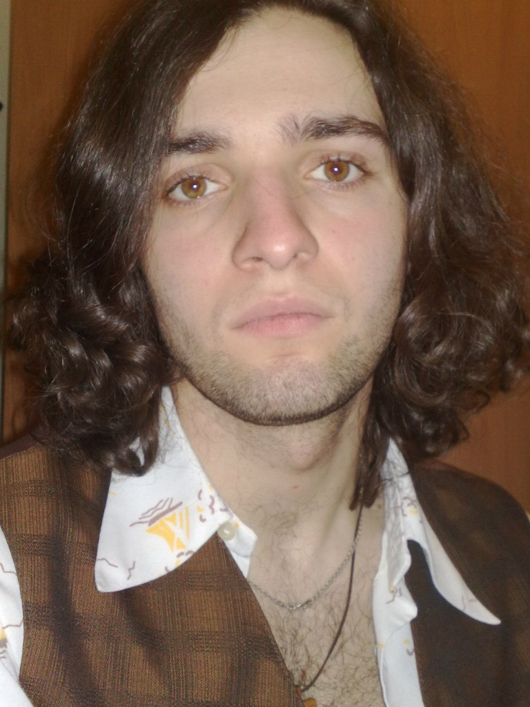 Гримерная Харьковского театра им. Пушкина, (в перерыве между выходами на сцену, уставший селфи вид, если говорить современным сленгом), 2010 год