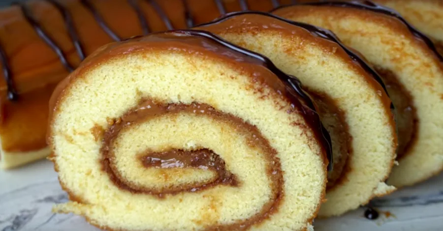 Рулет на сгущённом молоке