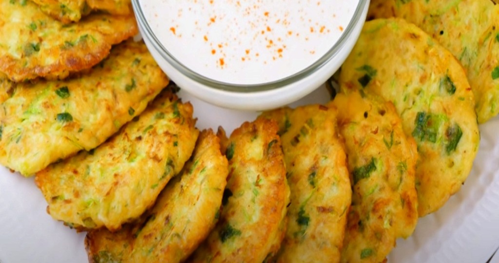 Вкусные оладушки из кабачков рецепт с фото пошагово