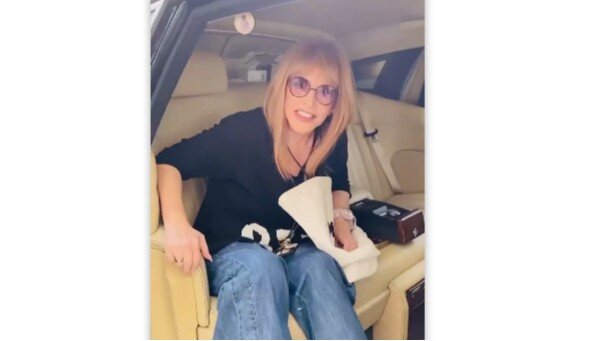Алла Пугачева приехала на Родину и посетила своего стилиста. Фото: фан телеграм*-канал Аллы Пугачевой/allaorfeey
