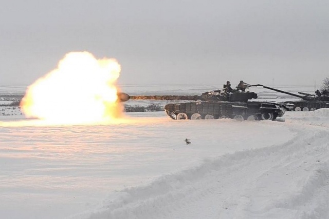    ВСУ ведет огонь из танка Т-72 (сс) Ministry of Defense of Ukraine