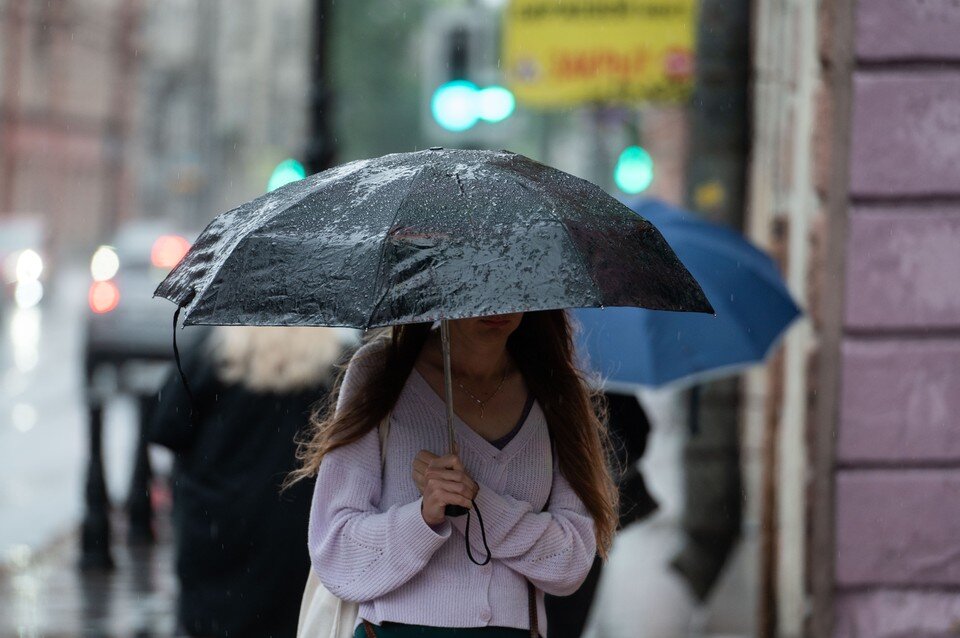     Дожди и до плюс 13 градусов будет в Петербурге 27 сентября  ПЫХАЛОВА Юлия (архив)