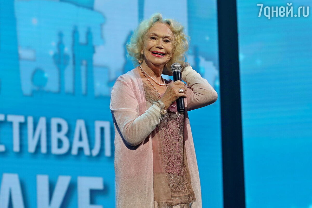    Светлана Немоляева Юлия Мукан