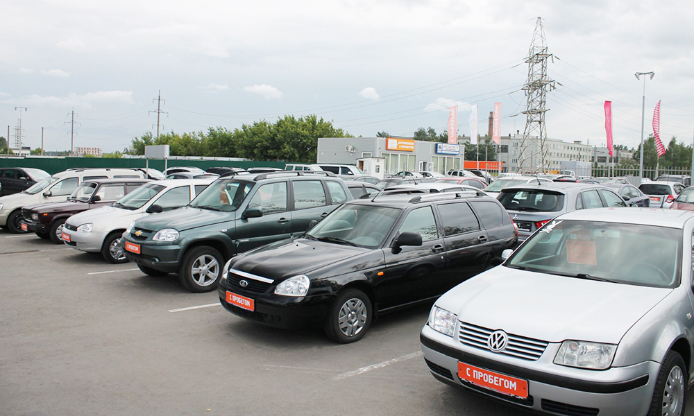 Бу автомобили в татарстане. Авторынок. Авторынок подержанных авто. Рынок подержанных машин. Авторынок Санкт Петербург.