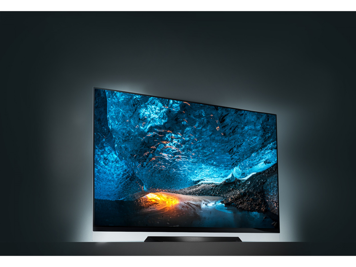 Большое тв отзывы. Телевизор LG олед 55. LG OLED 65. Телевизор OLED LG oled65e8 64.5" (2018). Телевизор OLED LG oled55b6j 54.6" (2016).