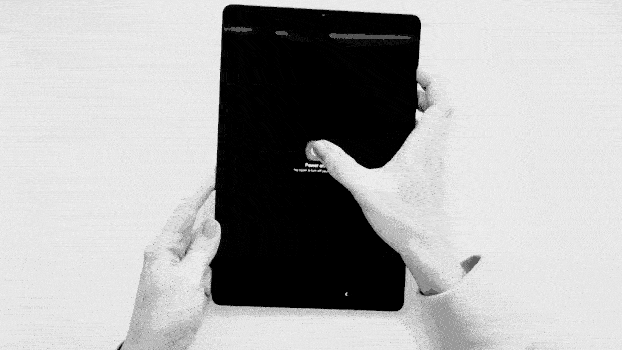Замена аккумулятора Samsung Galaxy Tab S5e в ускоренной перемотке.